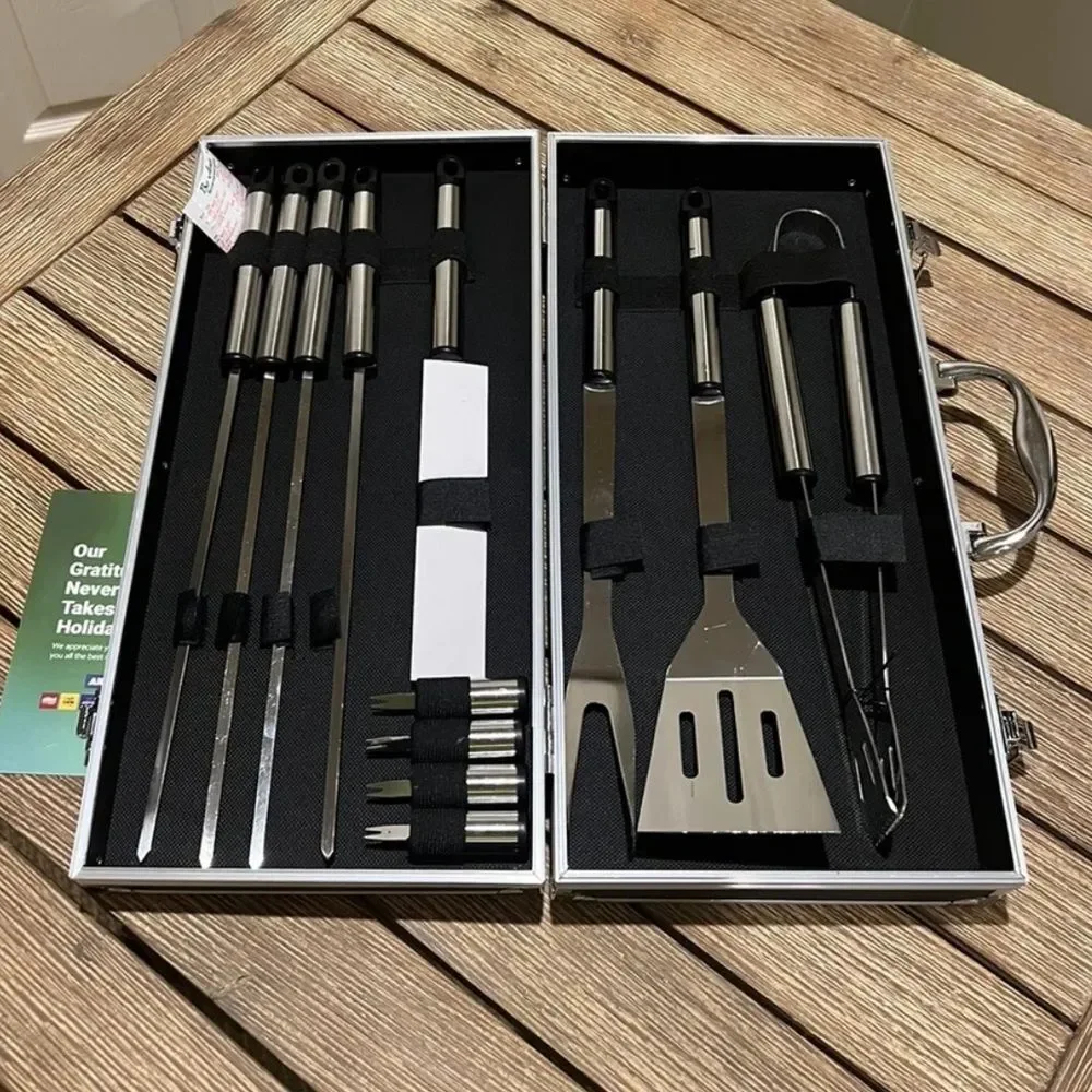 Barbecue Grilling Tools Set
